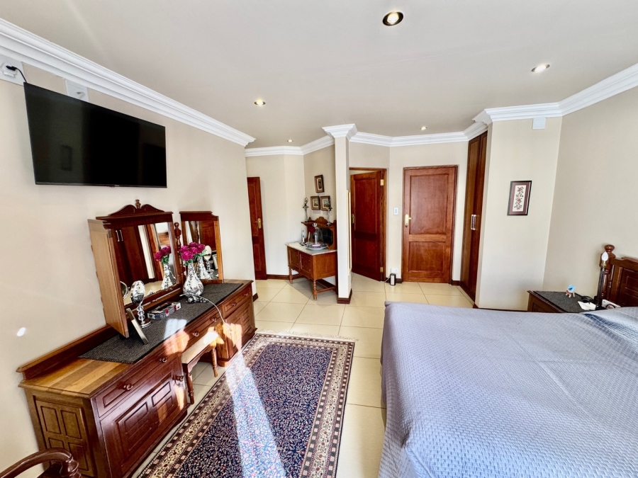 3 Bedroom Property for Sale in Van Der Hoff Park North West